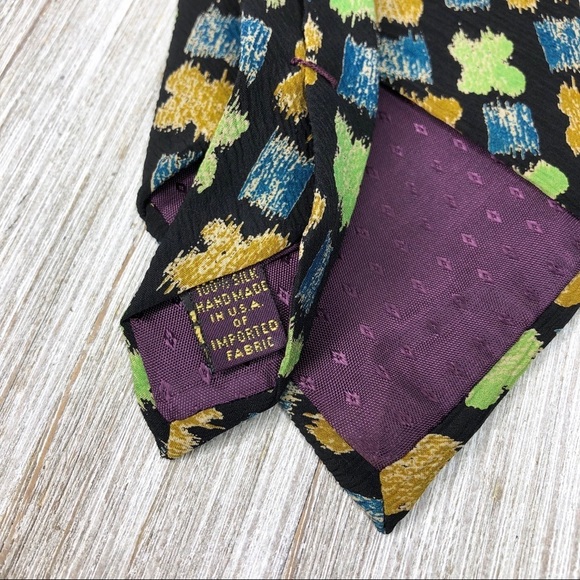Vintage Magic Johnson Abstract Pattern Tie - Picture 8 of 8